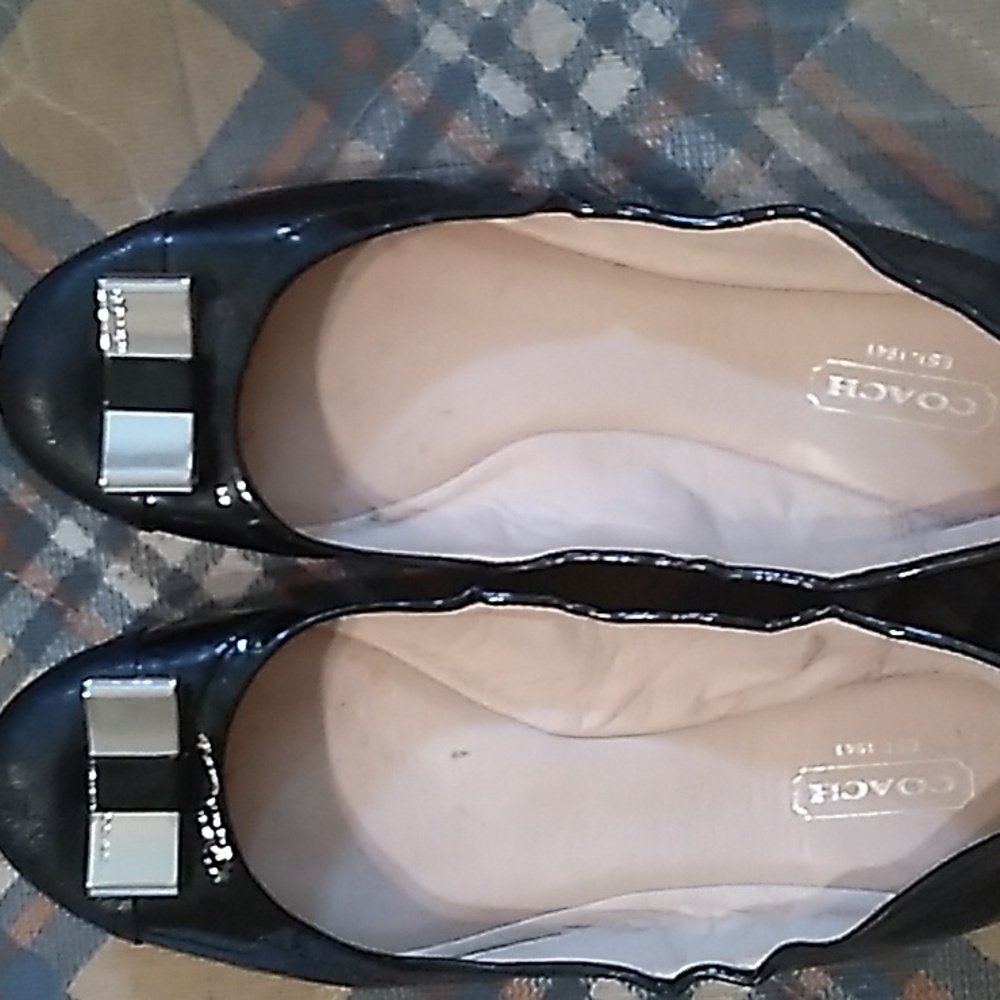 Coach flats
